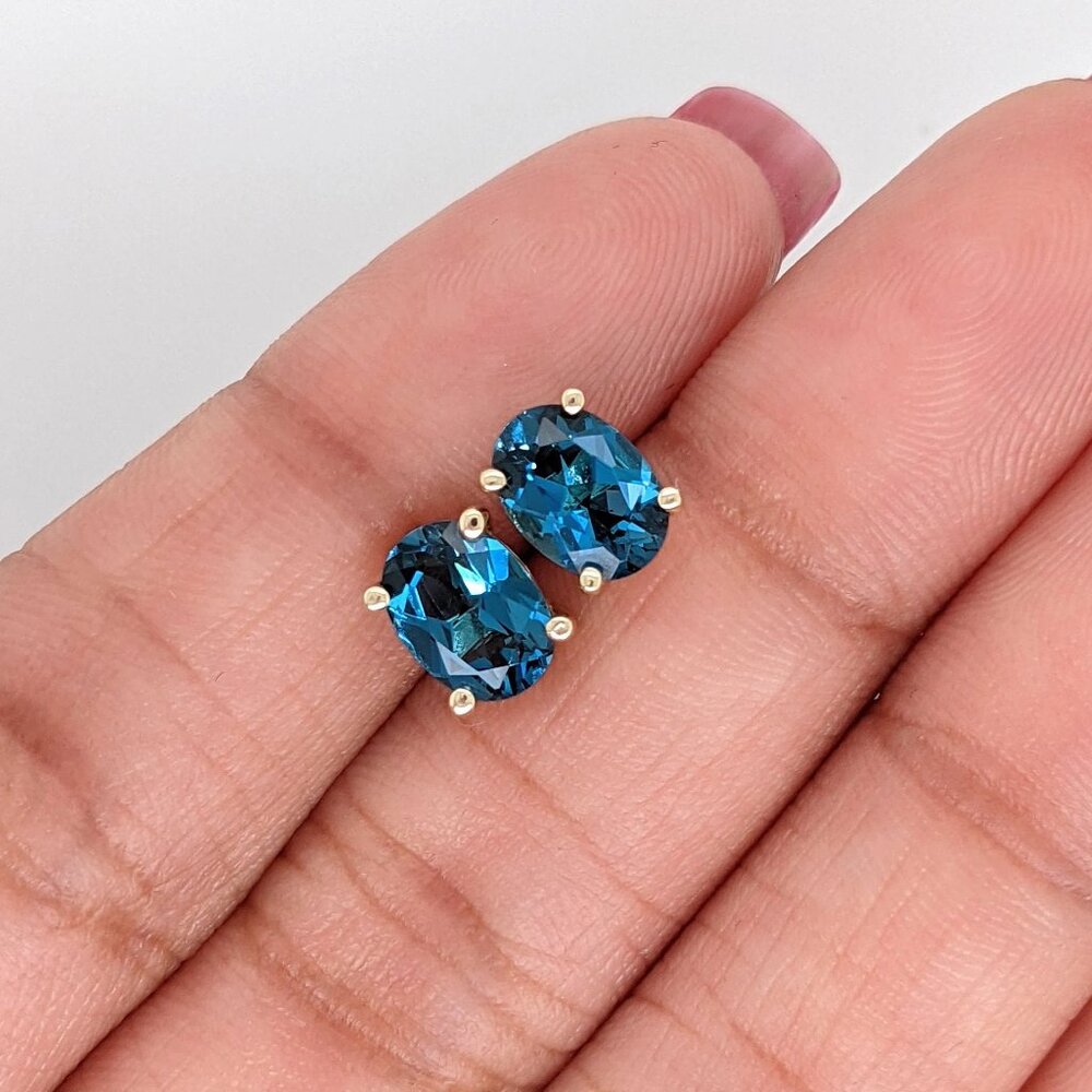 London Blue Topaz Loose Gemstone | 5x3mm - 12x10mm Oval Shape - Picture 12 of 12